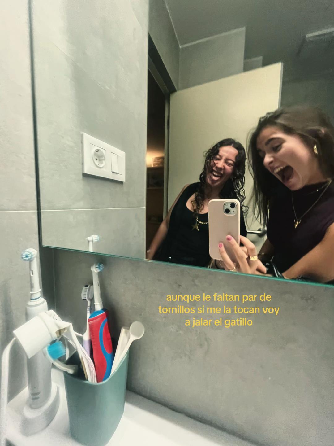 @💋
