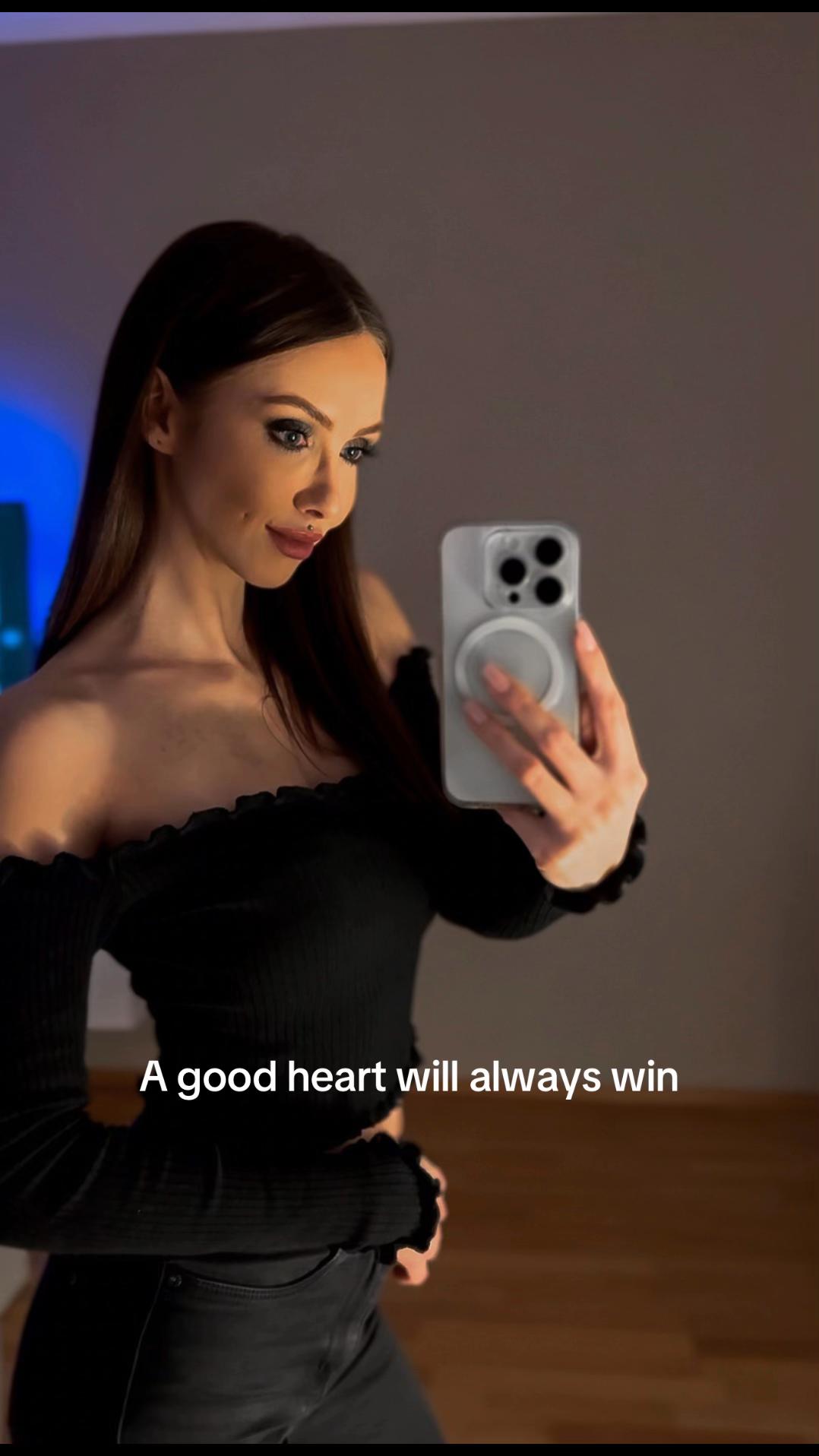 @mimiuschka
