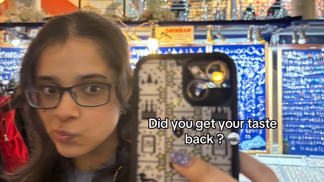 @Anoushka ✪