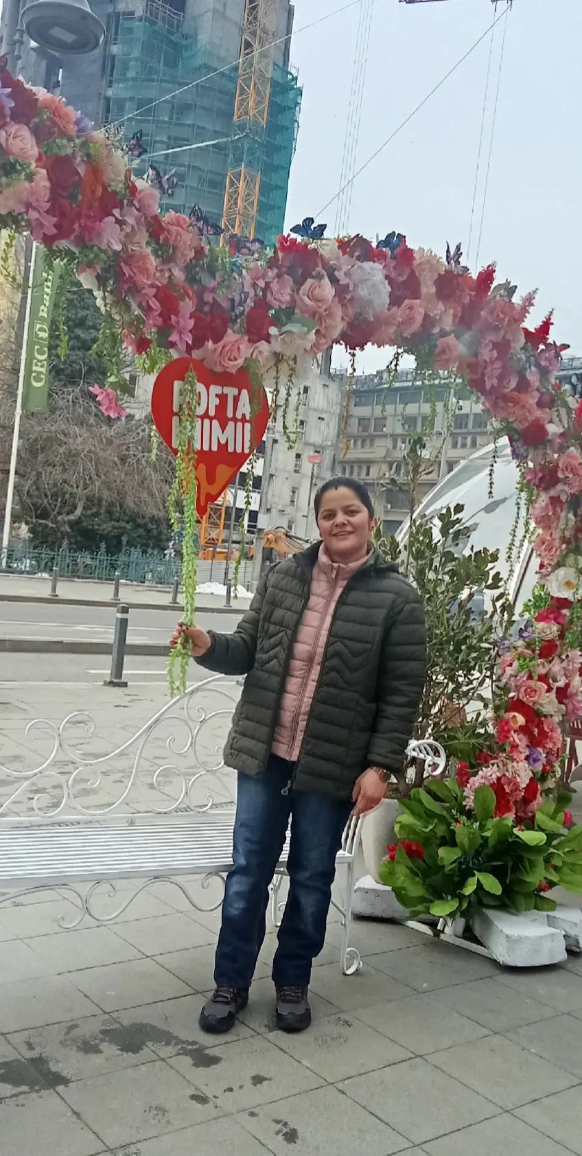 @Gunjan Kunwar🇷🇴