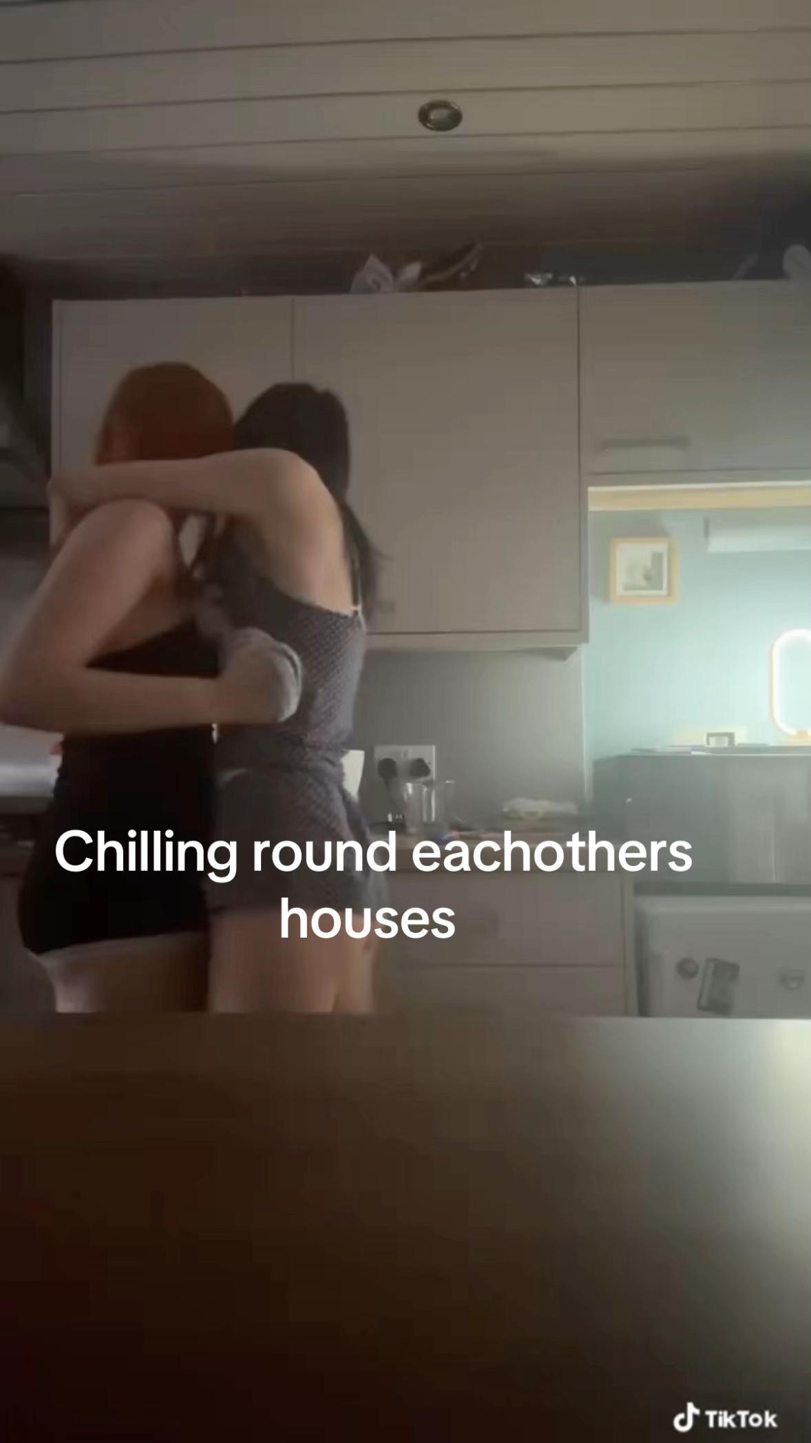 @💋💋