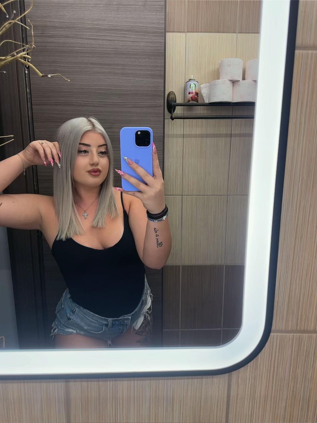 @💋