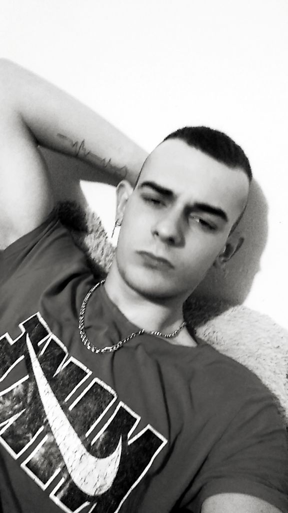 @Viktor Gulyás