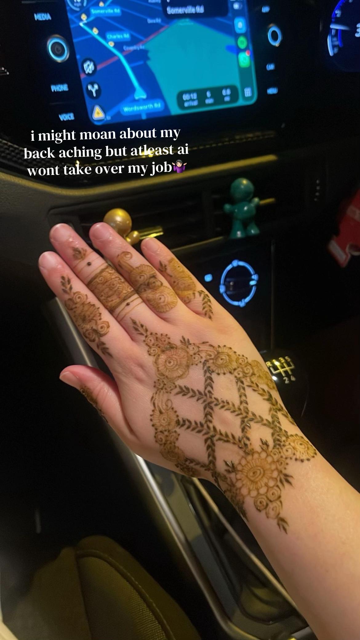@staineddbyz