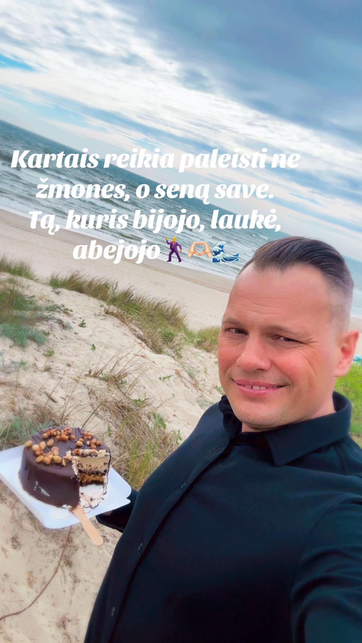 @Karolis25