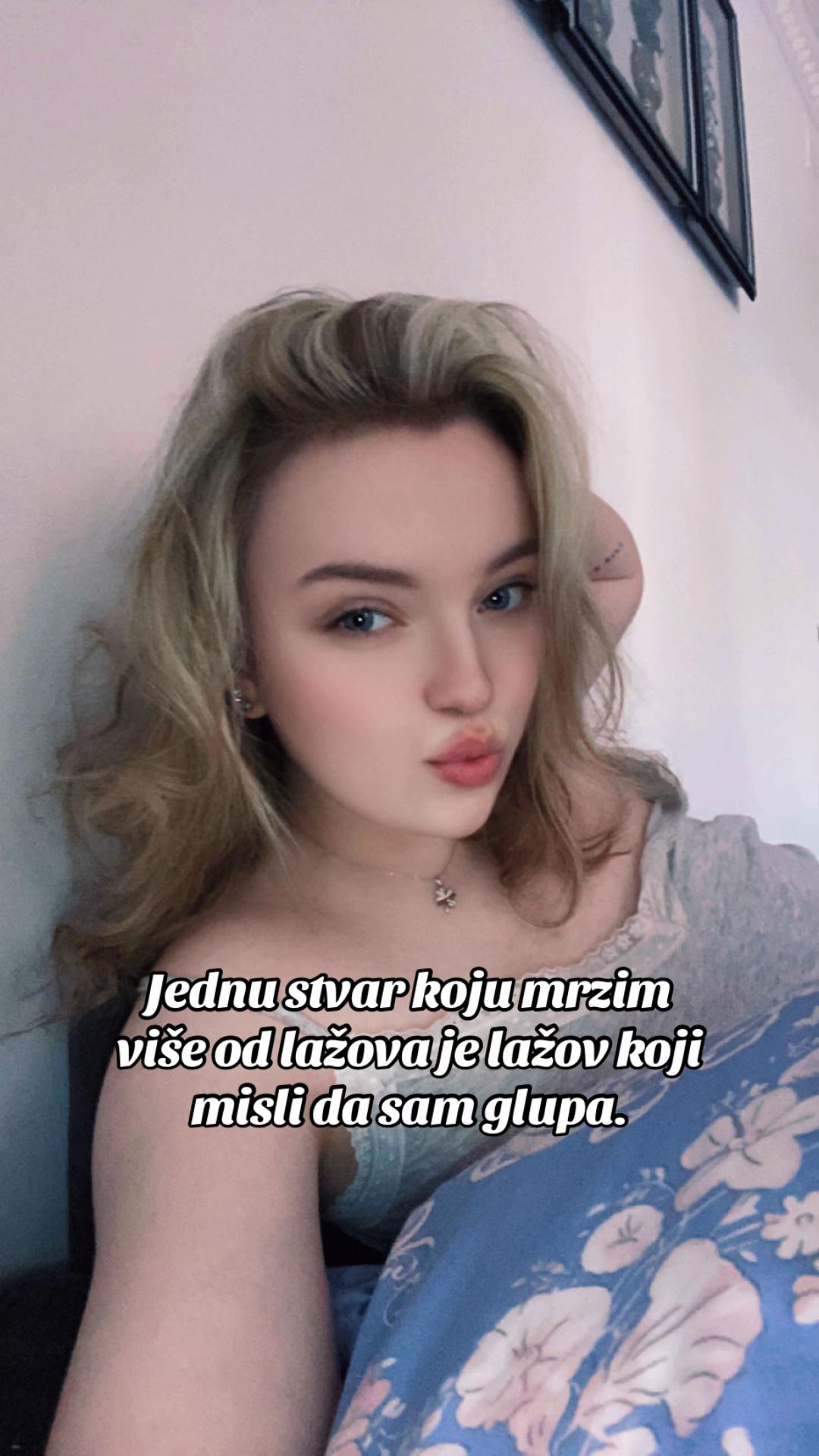 @𝐄𝐋𝐀✨