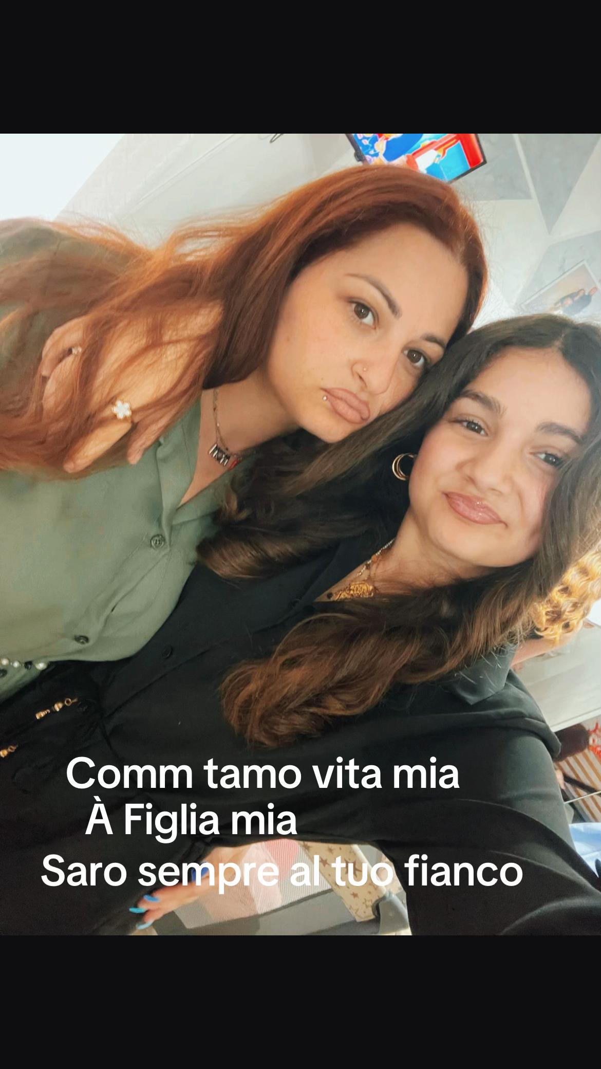 @Very peppe 💖💙