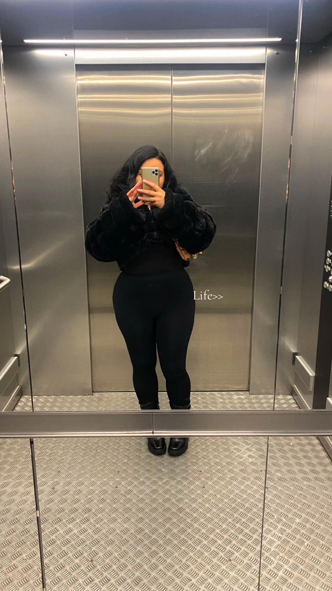 @sabrinaaprilx