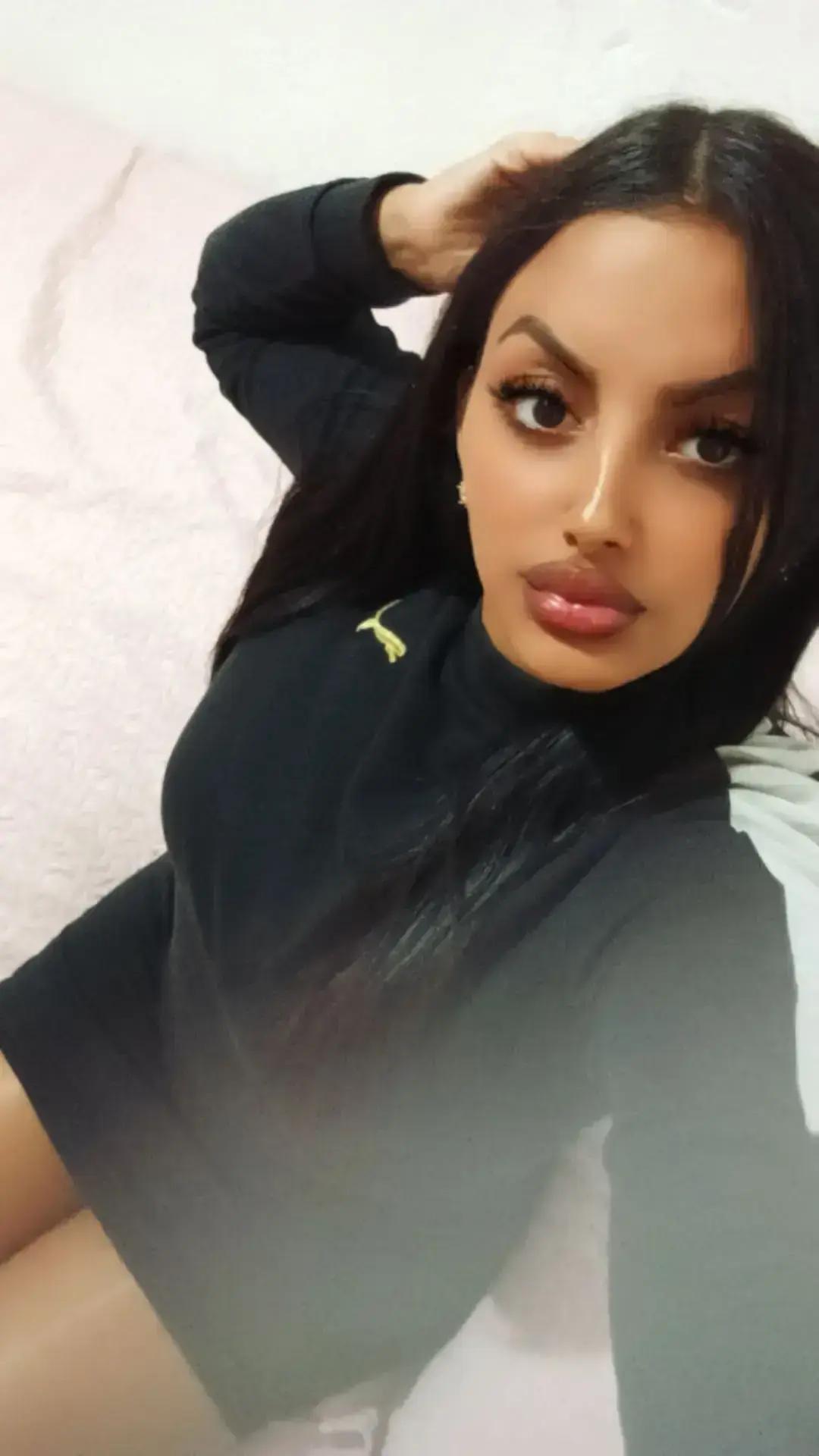 @LaNegra21🩷