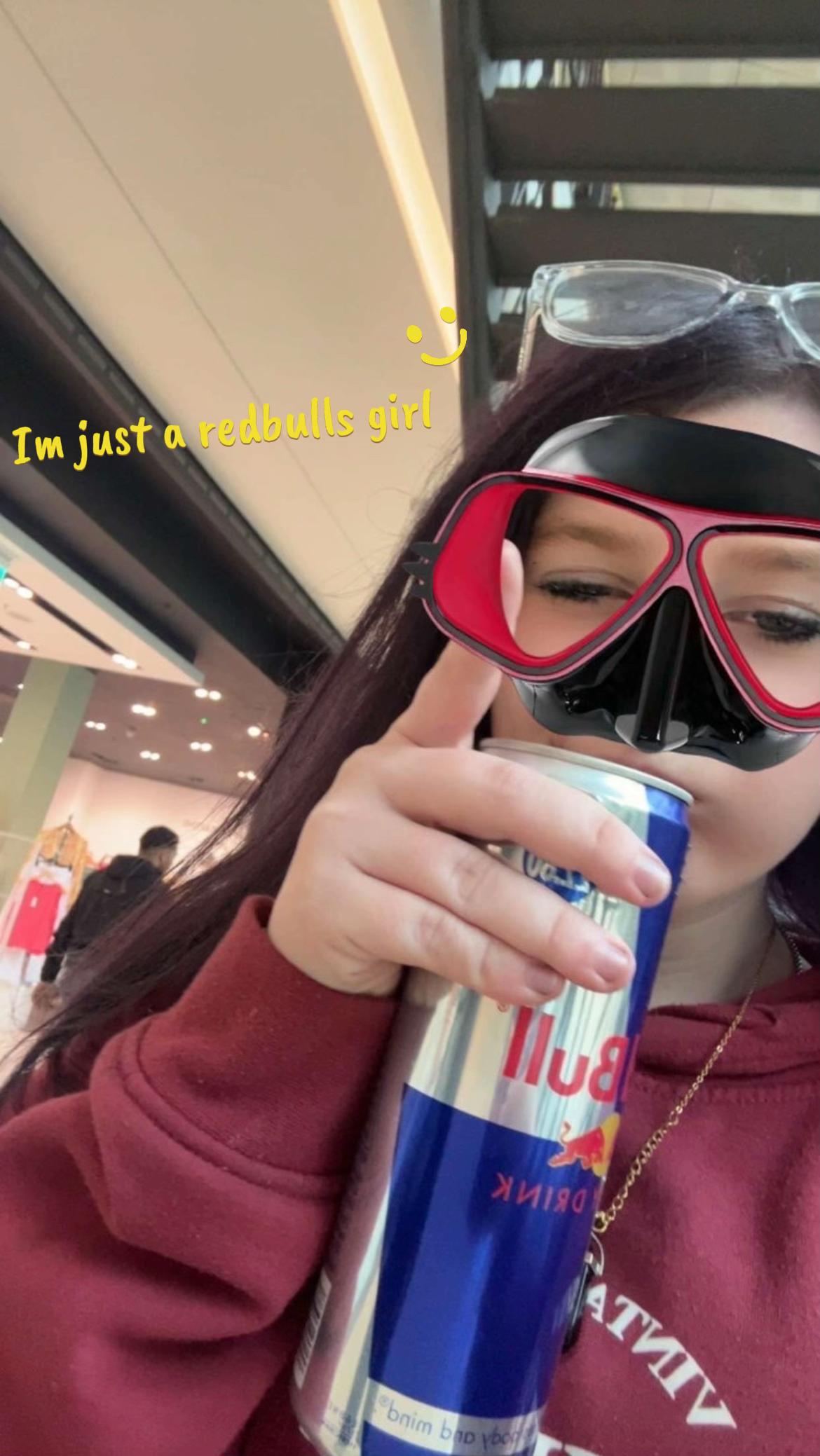 @misslilshortfuse