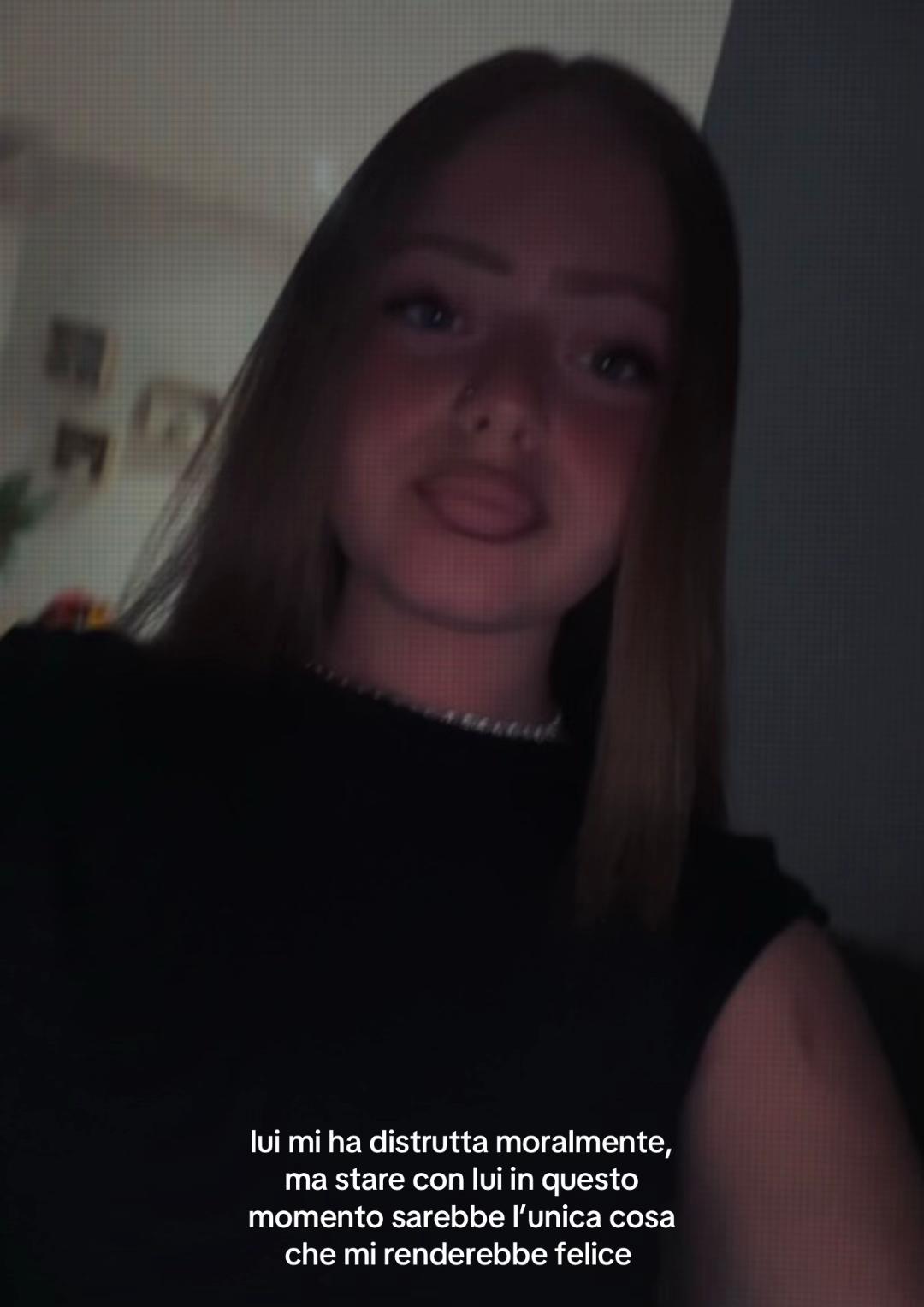 @𝒮𝒾𝓈𝓈𝒾🌺