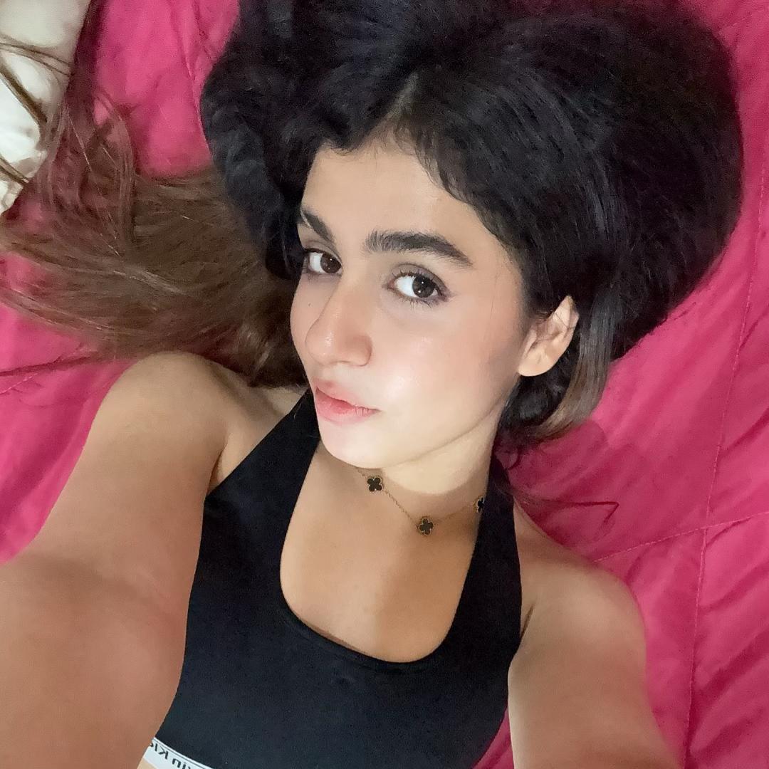 @nafasakbari0