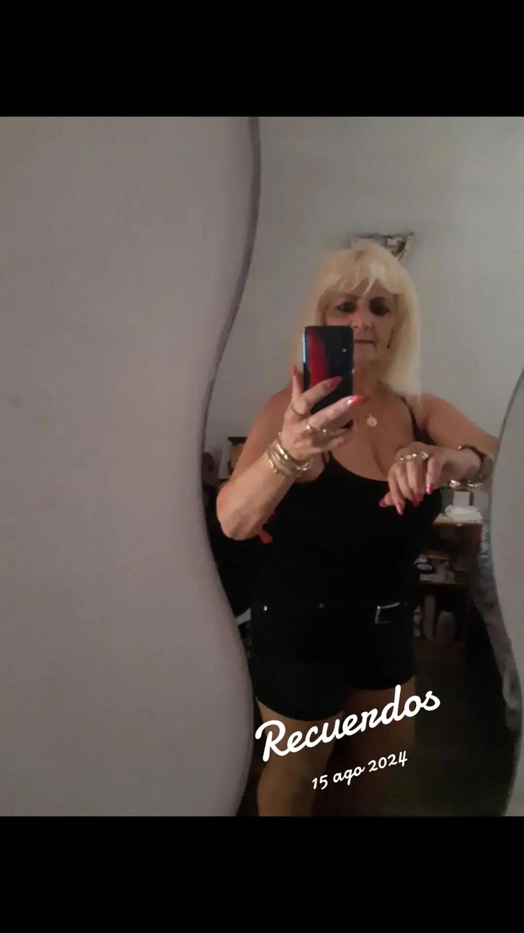 @toñi
