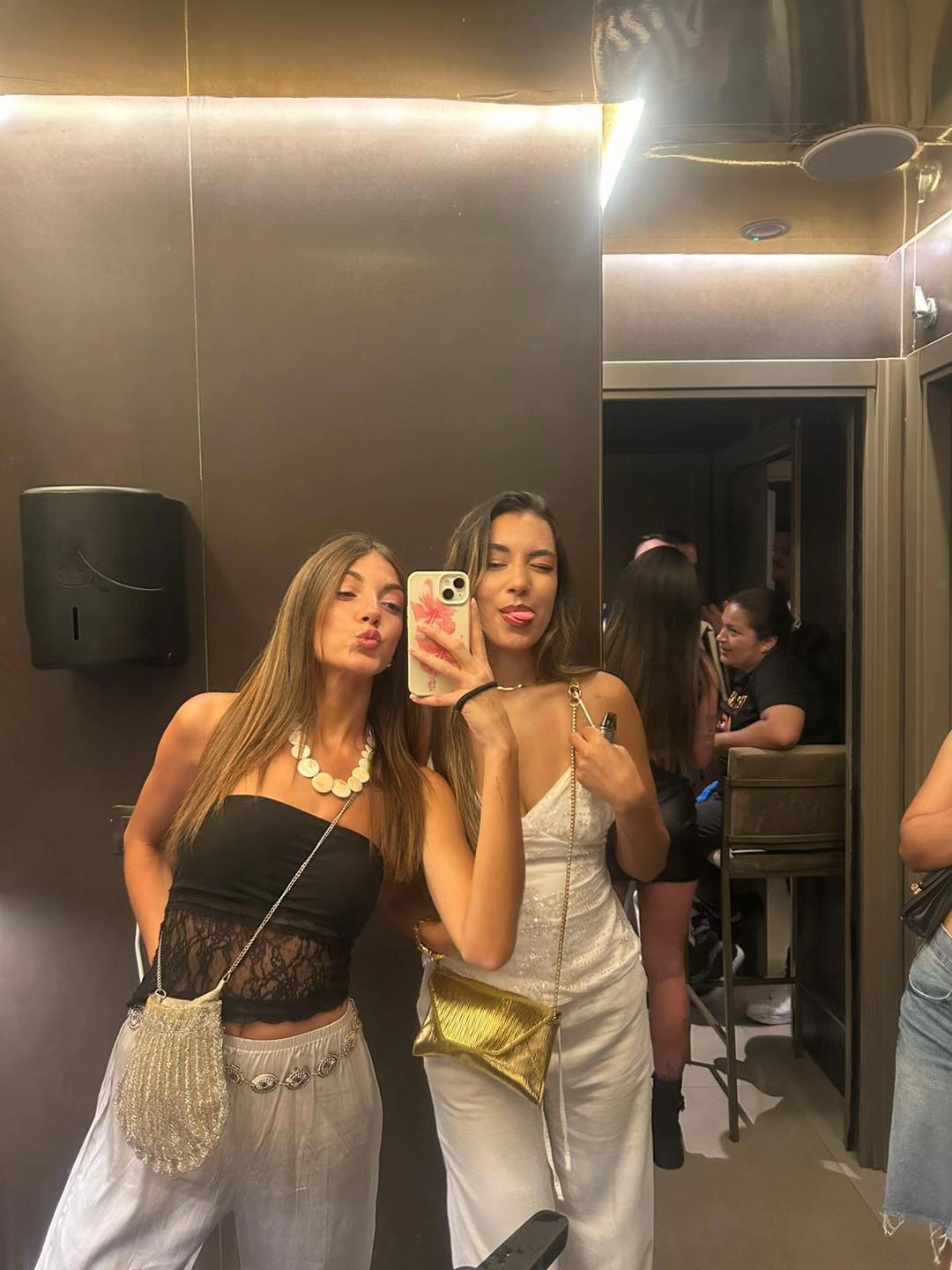 @Alba Arjona