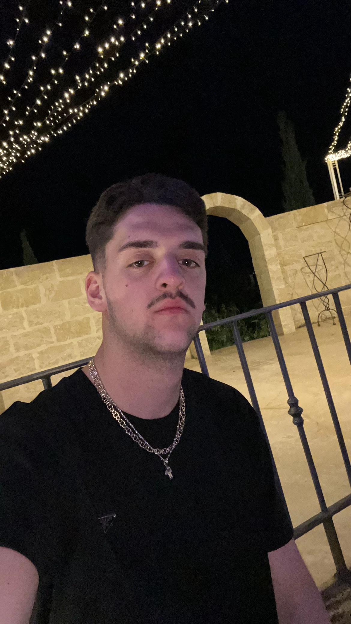 @SimoneEsposto 🥷🏿🏴