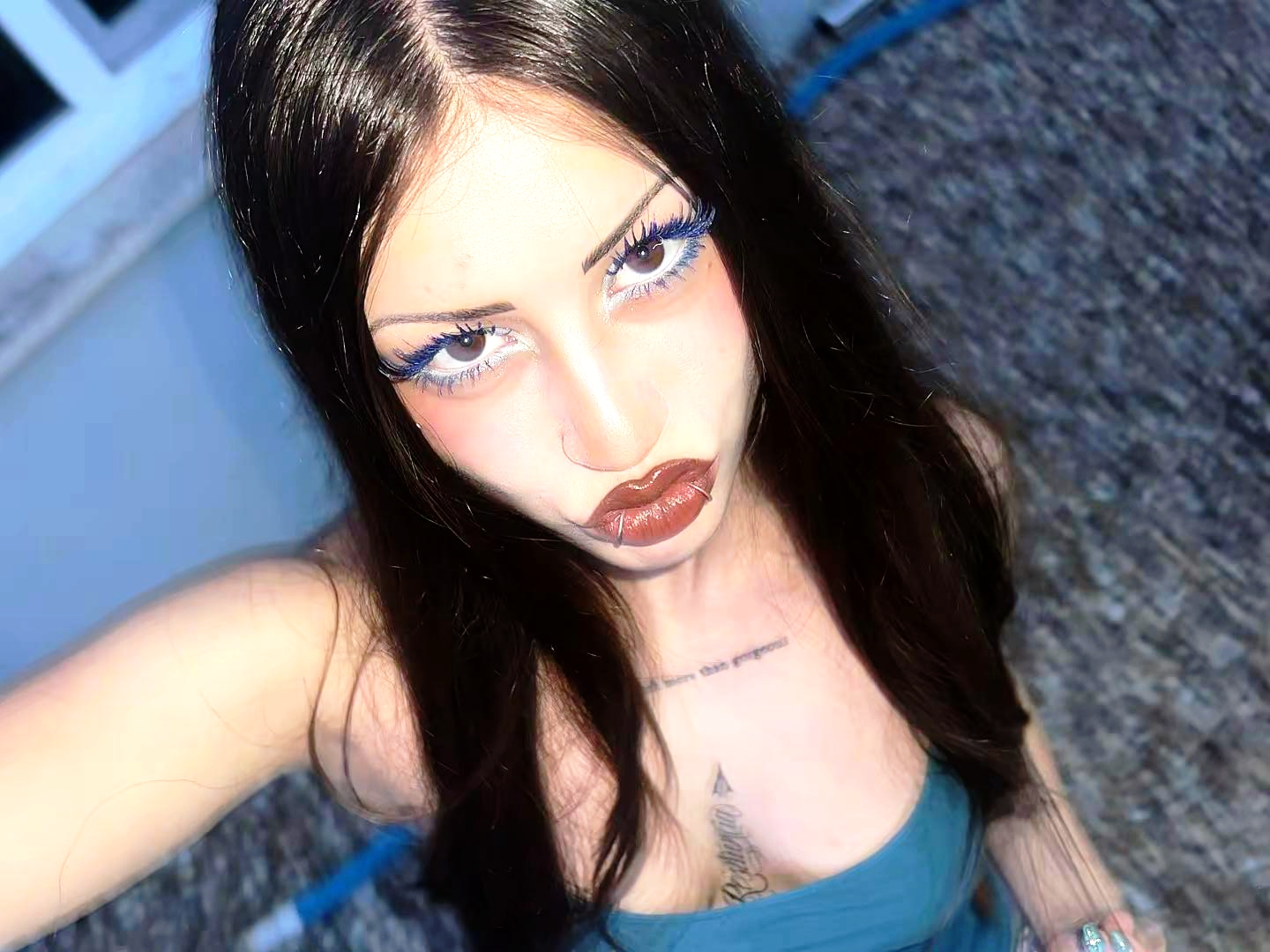@n1n3