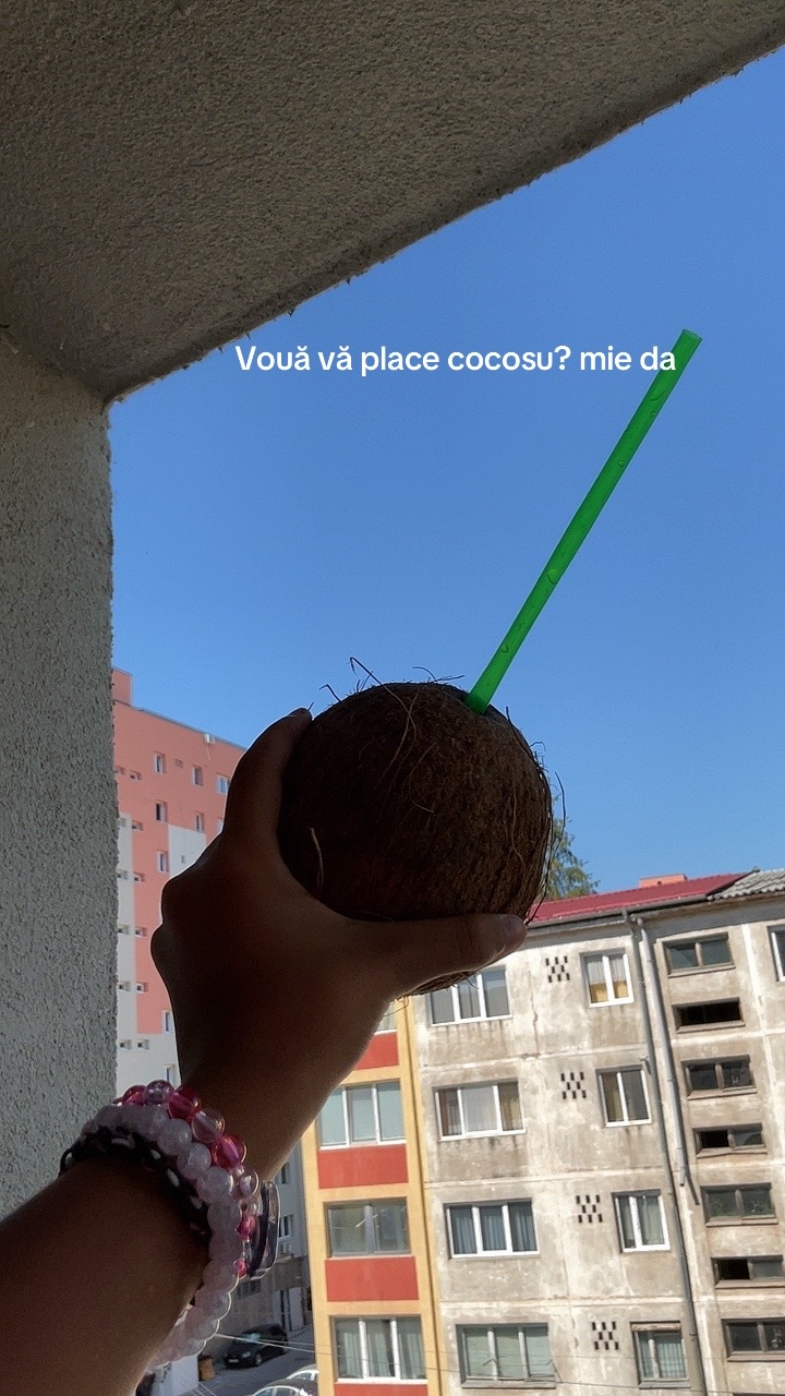 @𝑴𝒆𝒍𝒊𝒔𝒂🦋