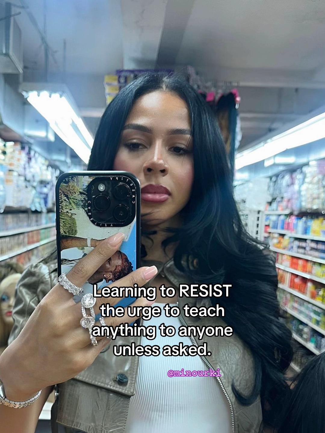 @Minou