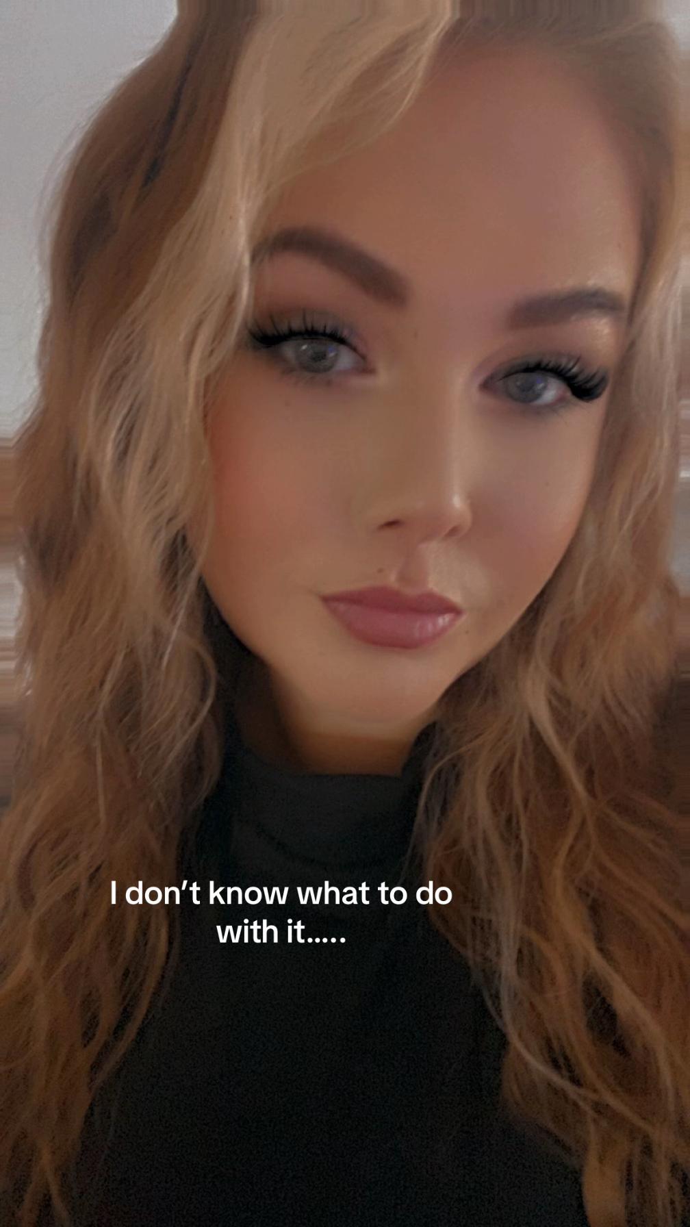 @TrikitaAnne🖤