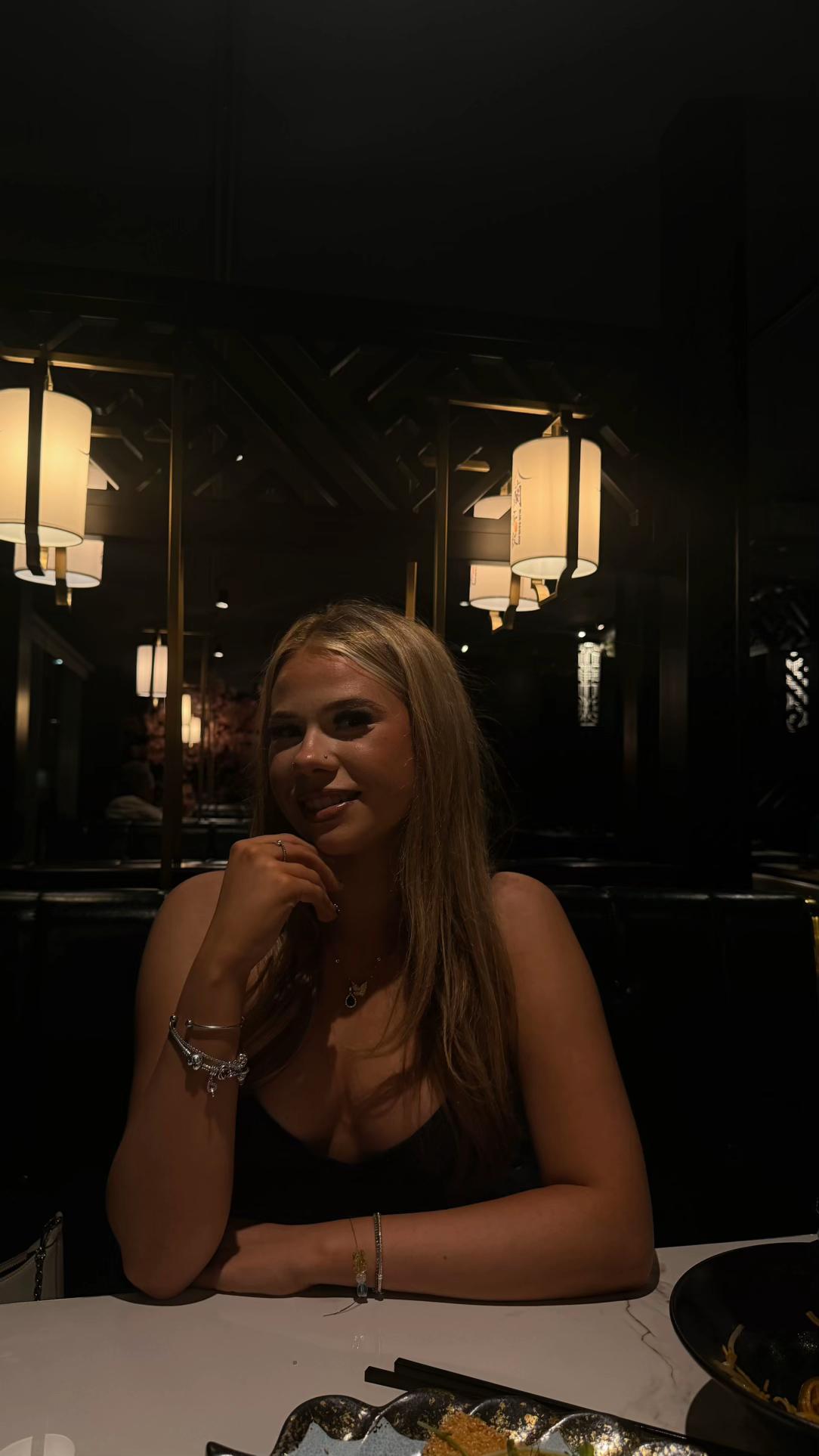 @sabina🕴️