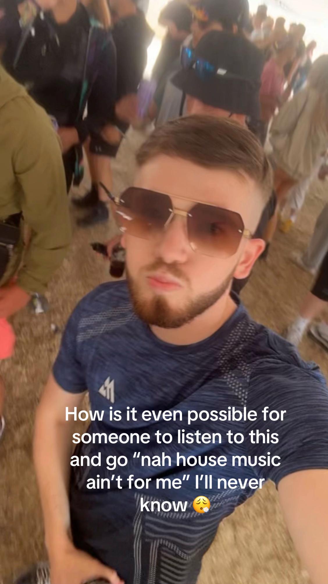 @Declan Charlton