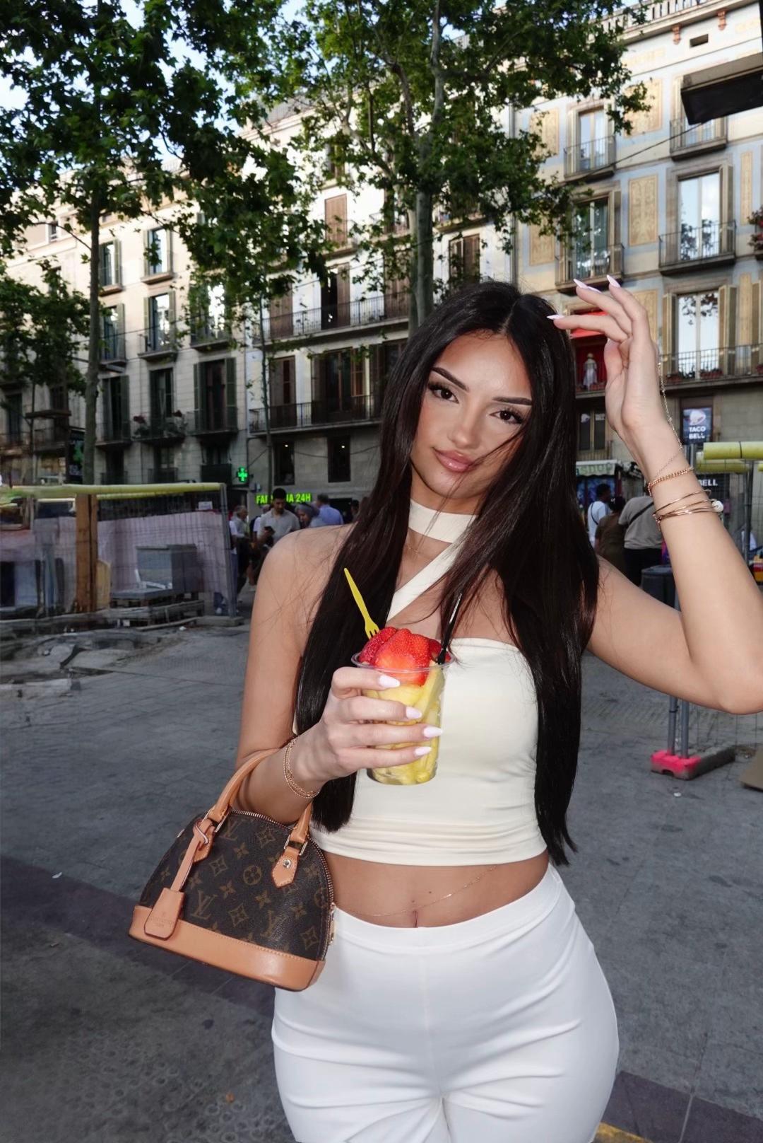 @nesakicaj