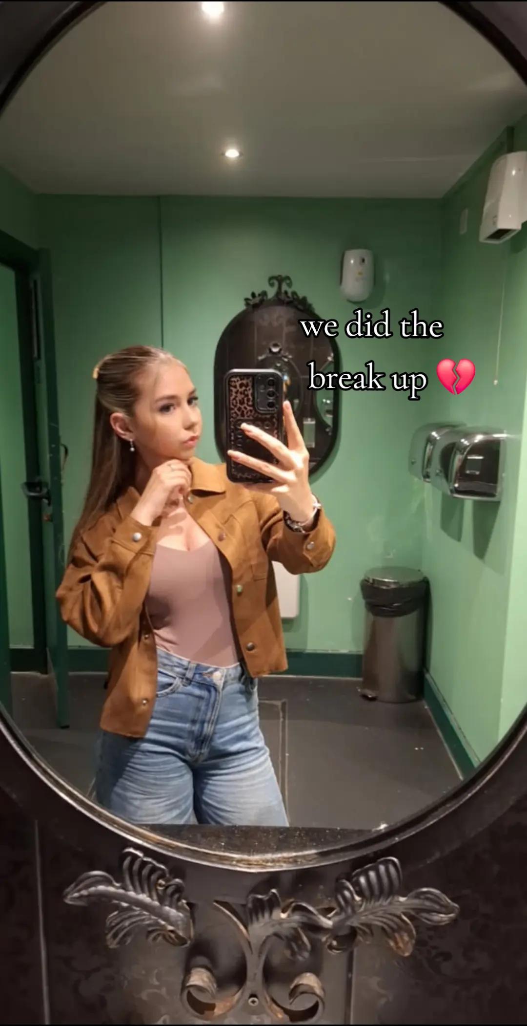 @𝓛𝒾𝓁𝓁𝒾𝑒 𝒷 💕