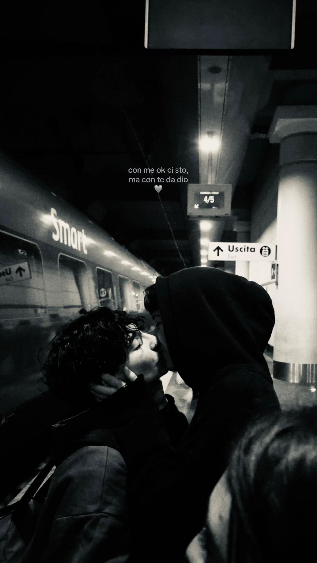 @𝔤𝔥𝔬𝔰𝔱𝔤𝔦𝔯𝔩
