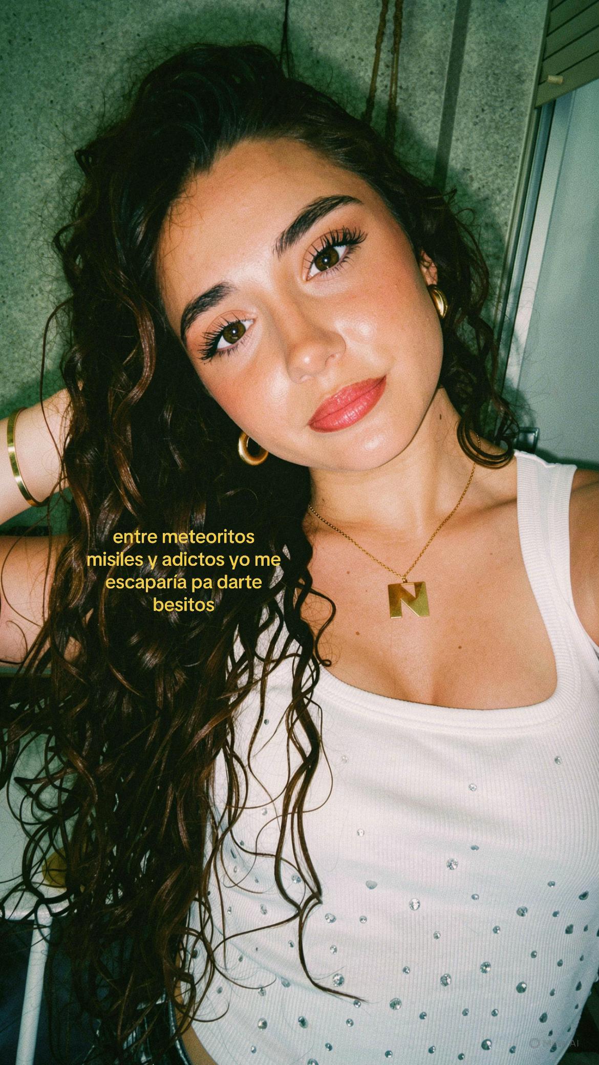 @NAIARA SALVADOR 🌸