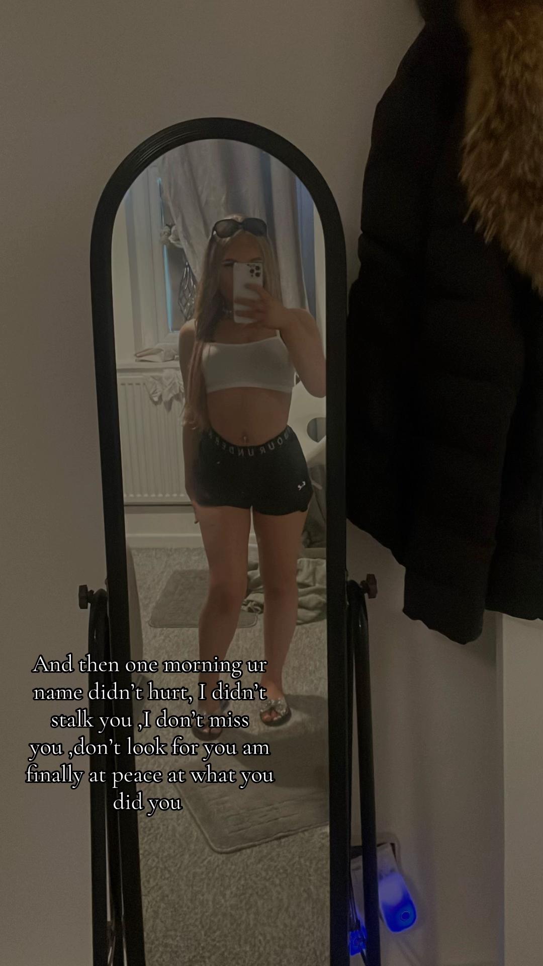 @Holly👑
