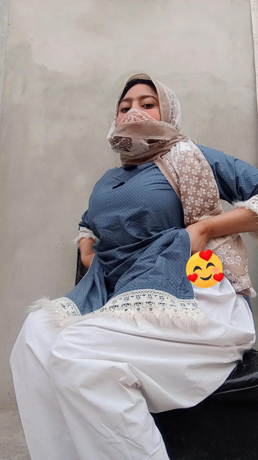 @neelammalik1111