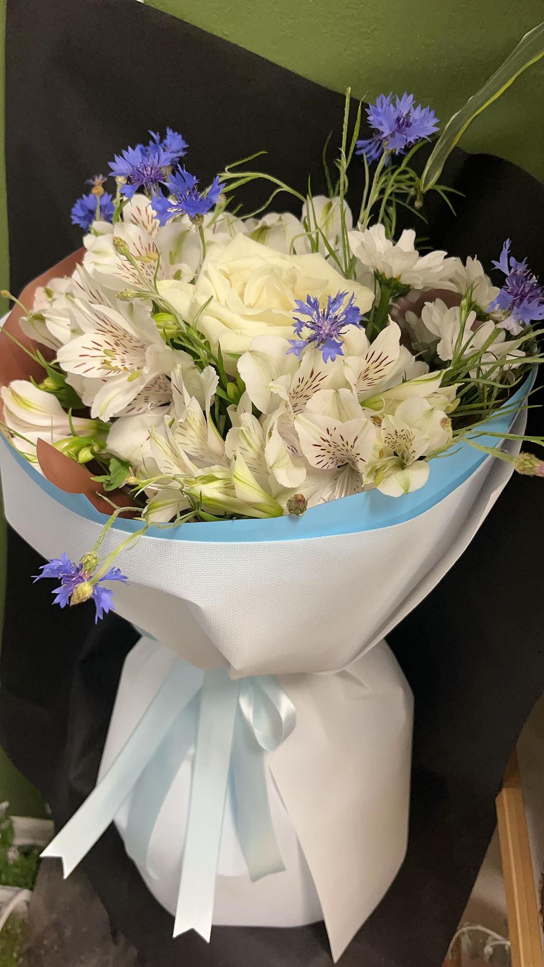 @_floralab_