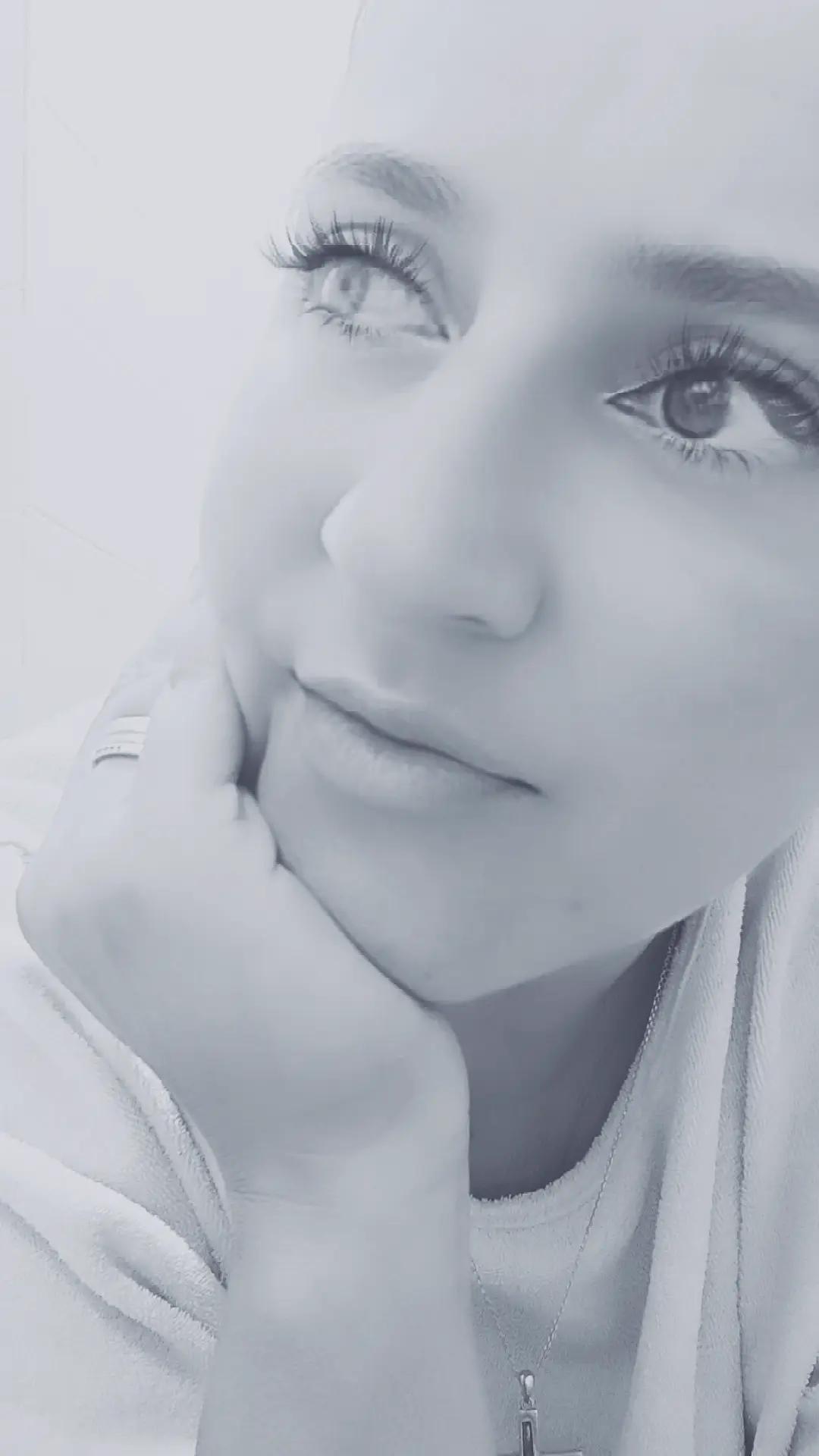 @Cris37yas10