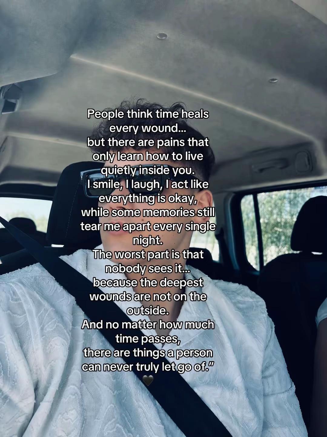 @༒︎⫷⚡︎⫸༒︎⫷⫸༒︎