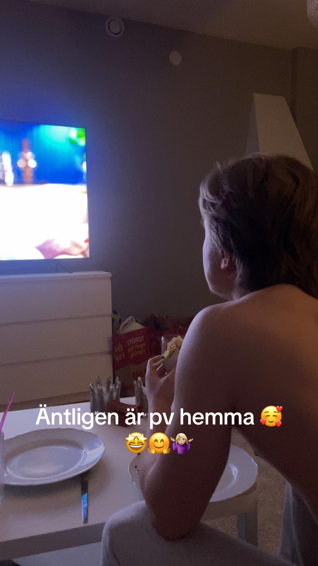 @ellaolivspam