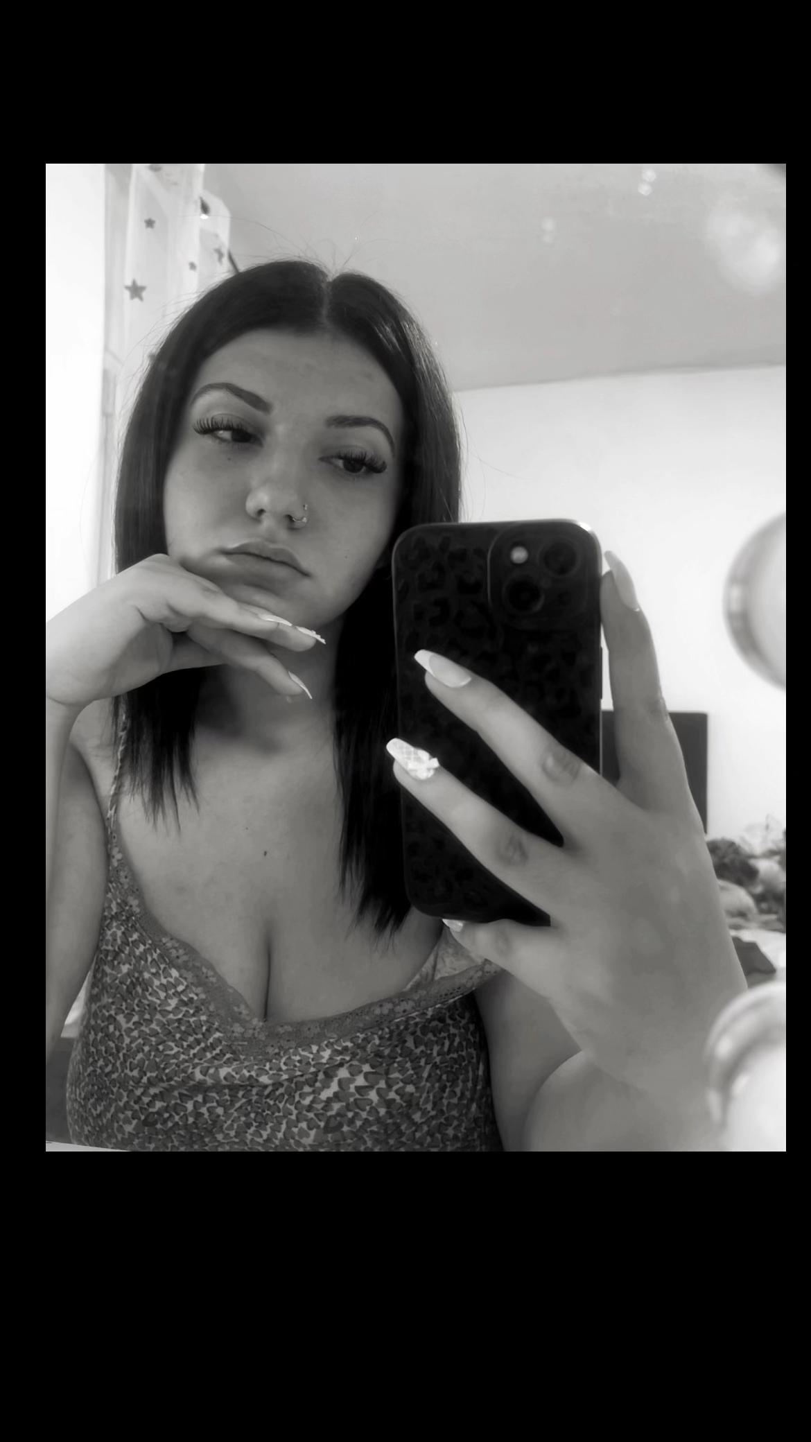 @🤓
