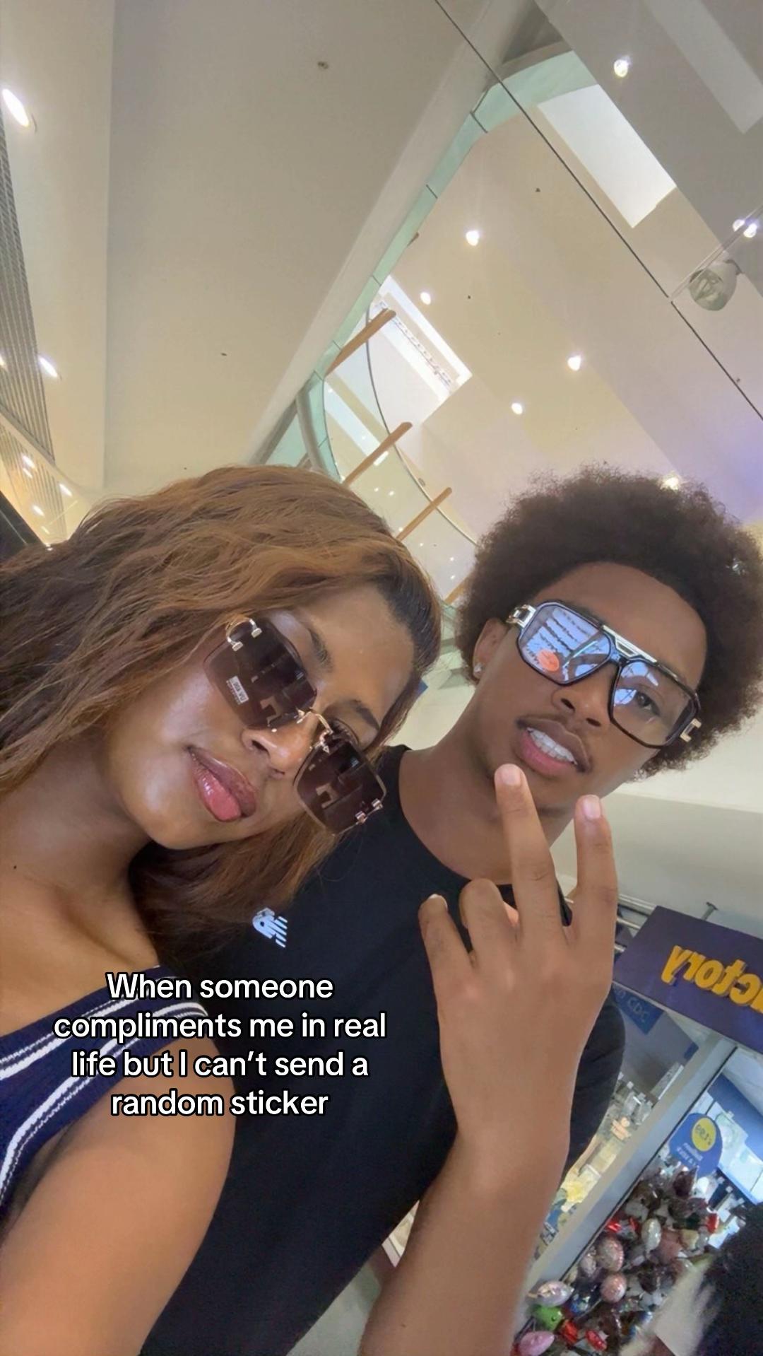 @🎲