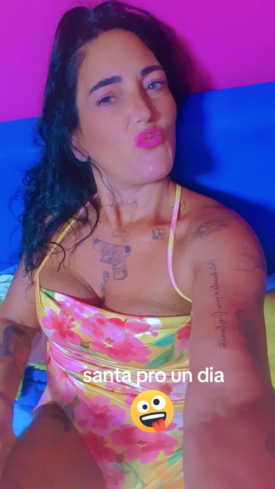 @ana cabello