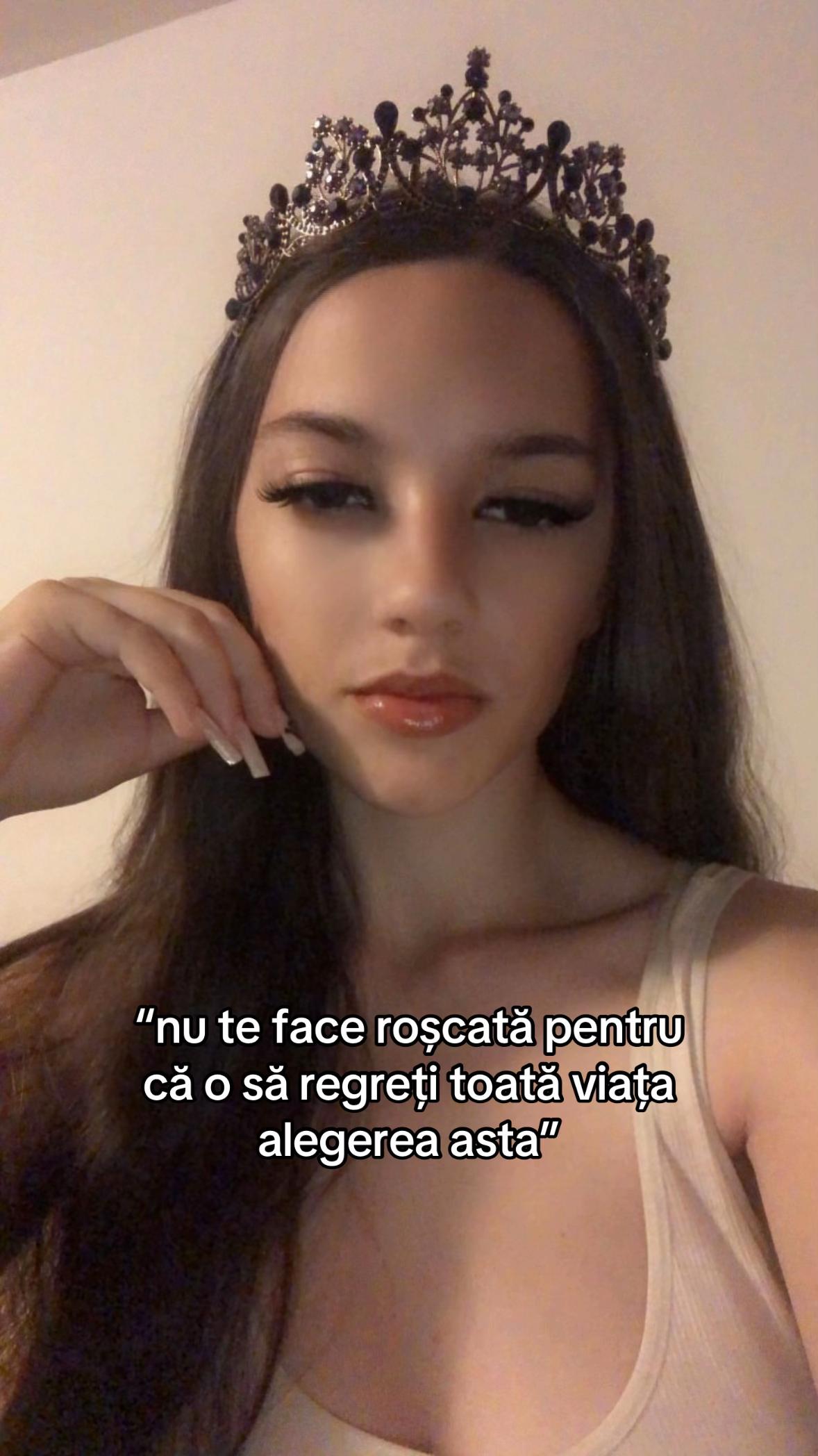 @𝐿𝒶𝓋𝒾🐍