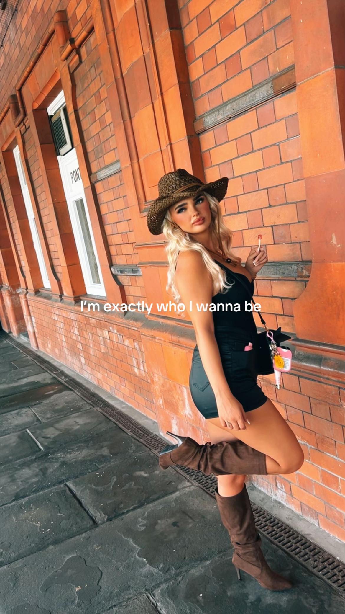 @Blondebaddie🤟🏽