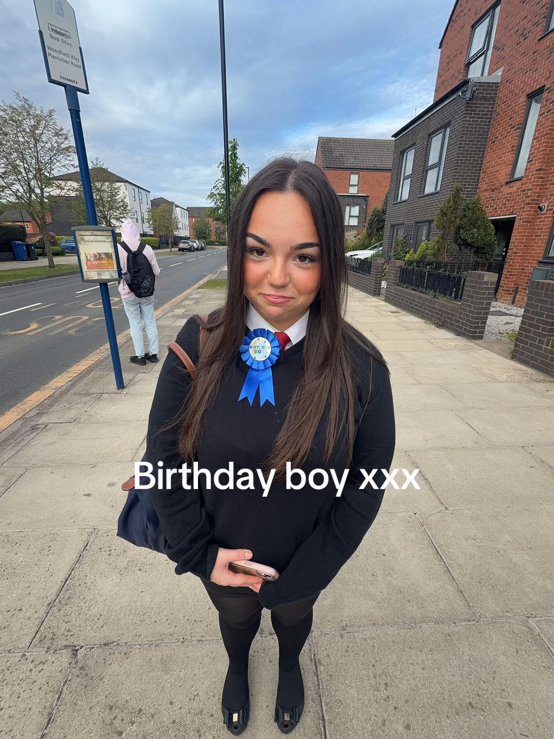 @Lily Walker x