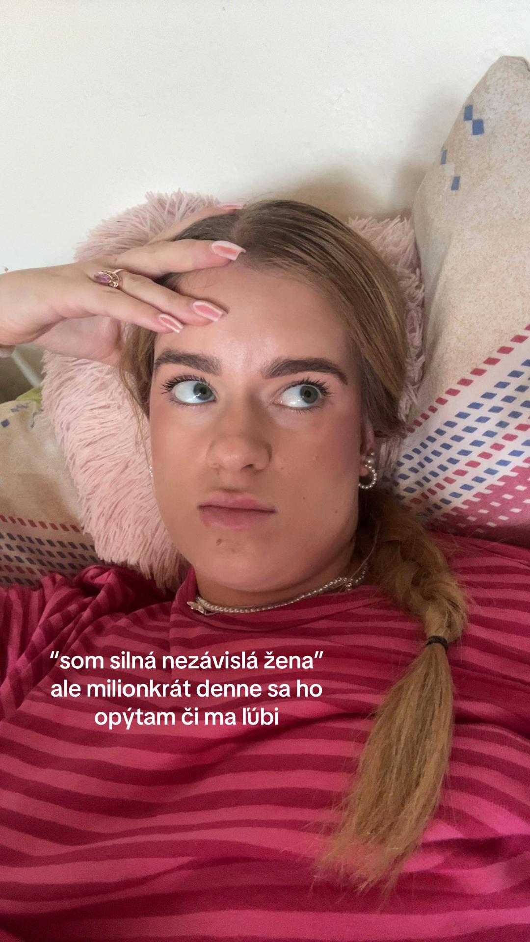 @Džulia🐒