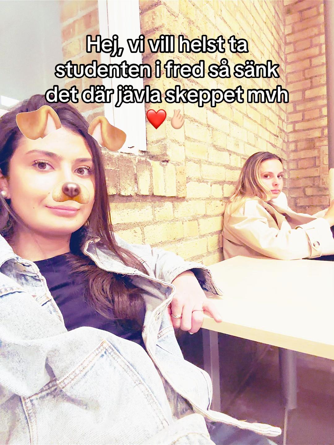 @Azra🍉