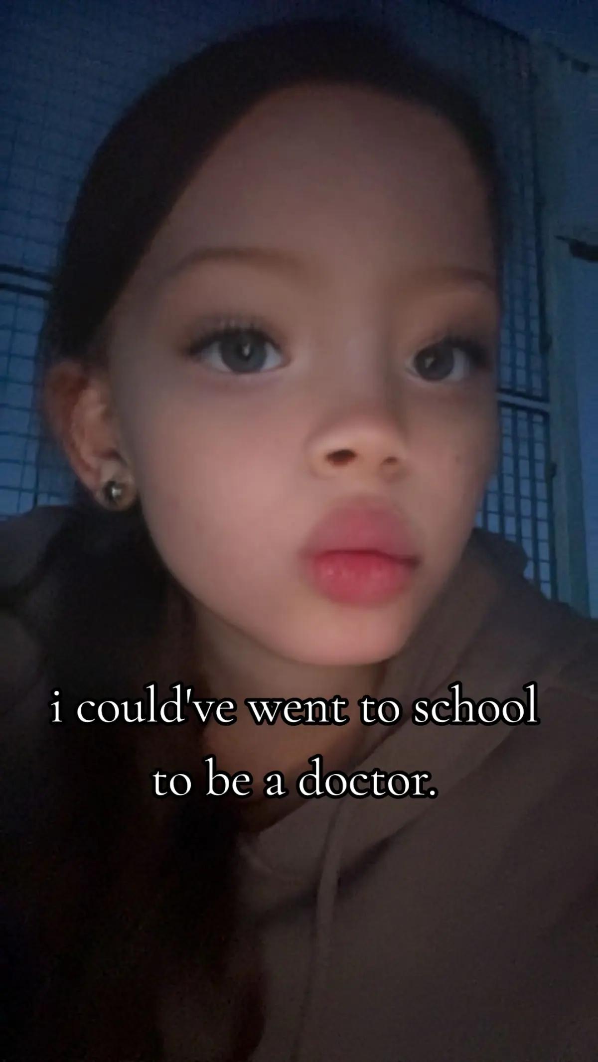 @Ashleigh.teenmama2under2♡