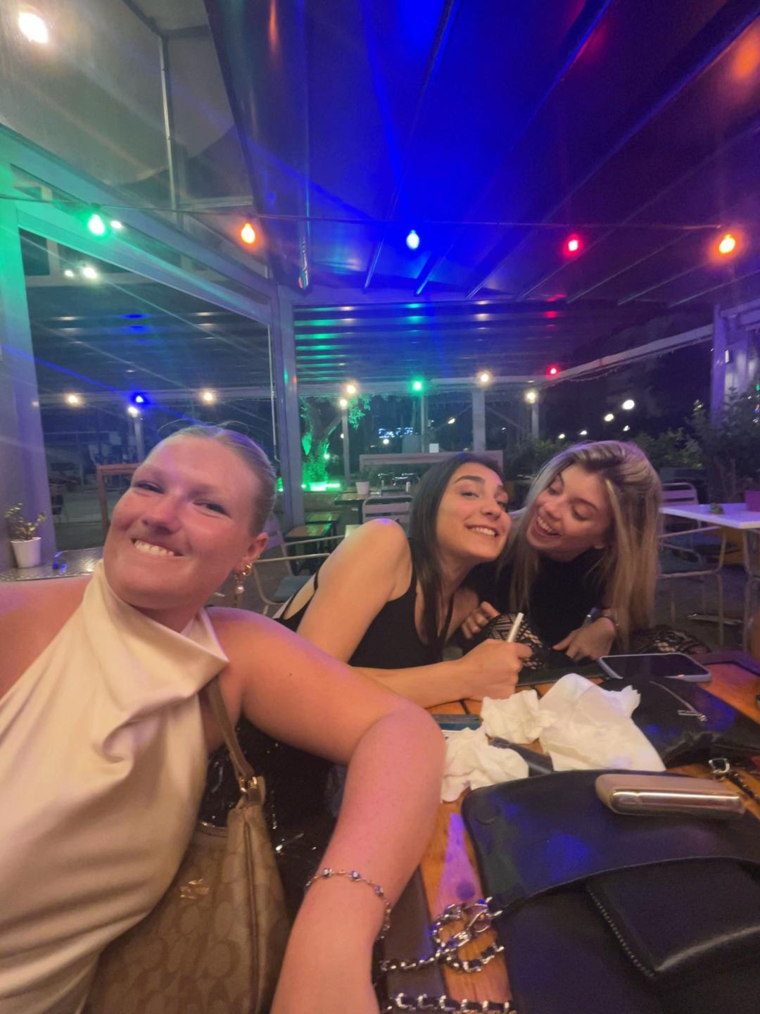@elenii