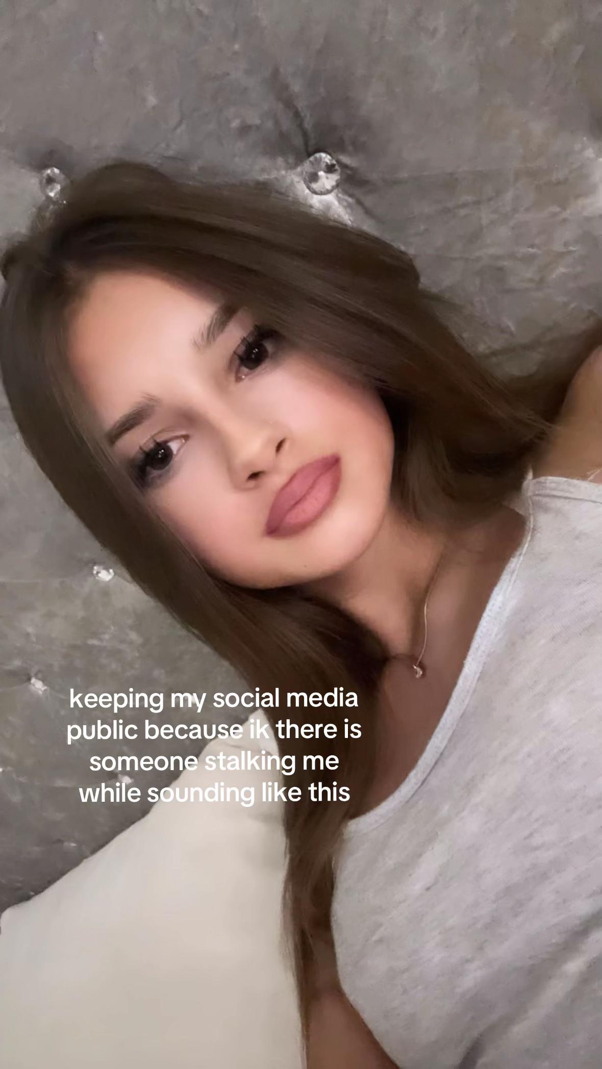@️