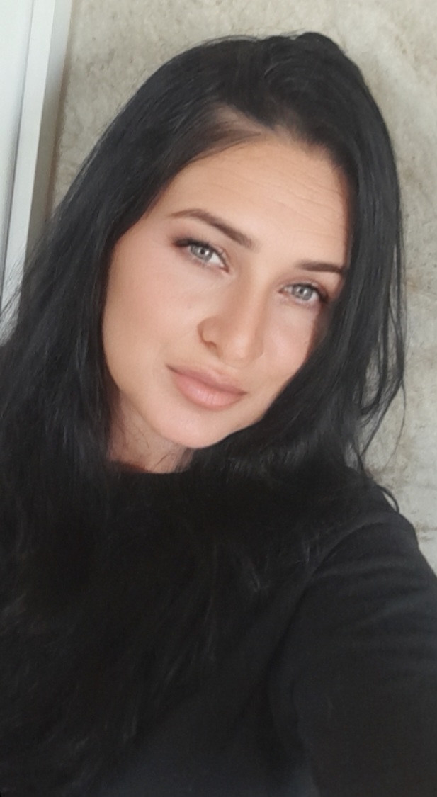 @Georgiana❤️G 🧡