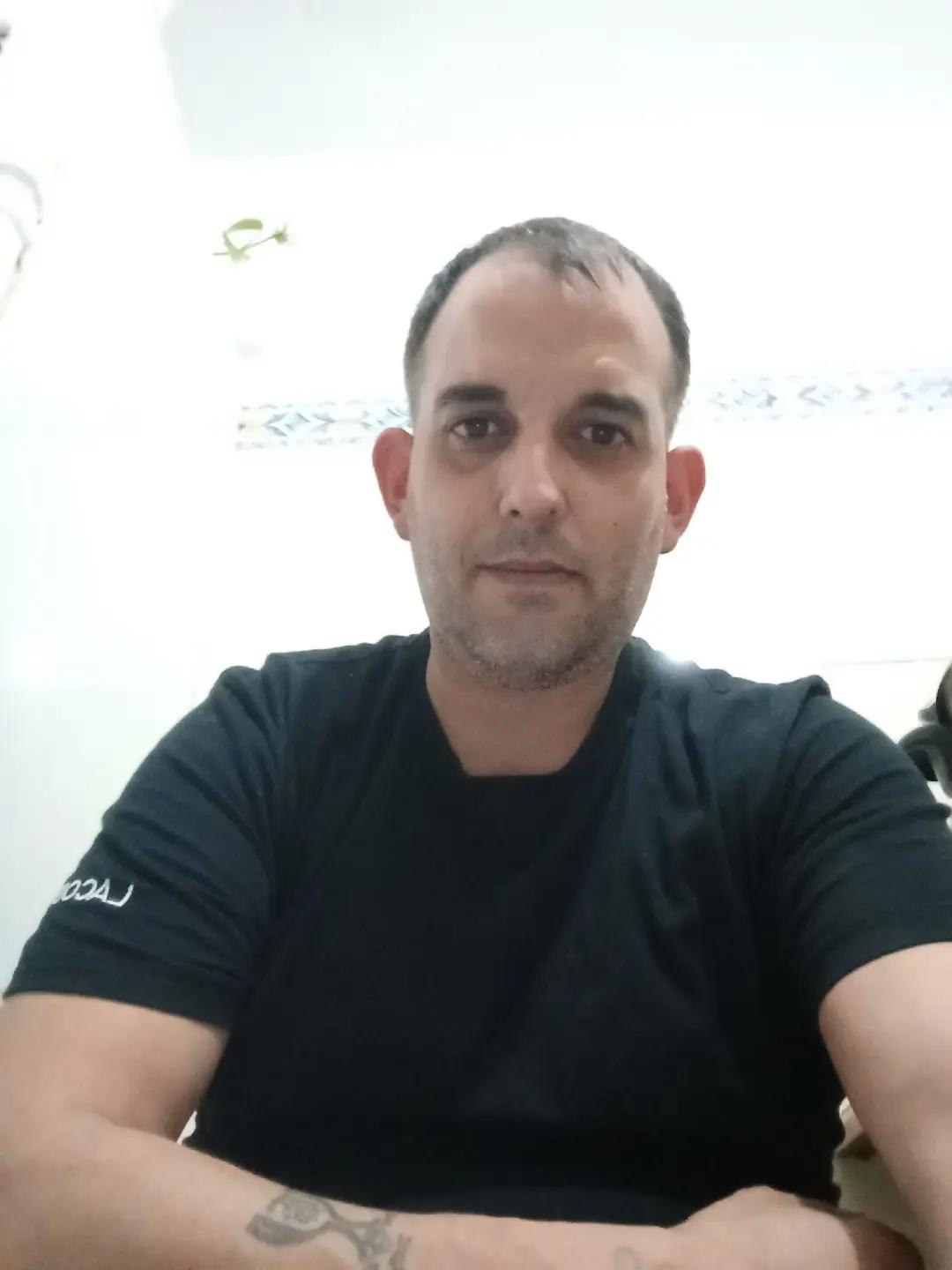 @Daniel Caro