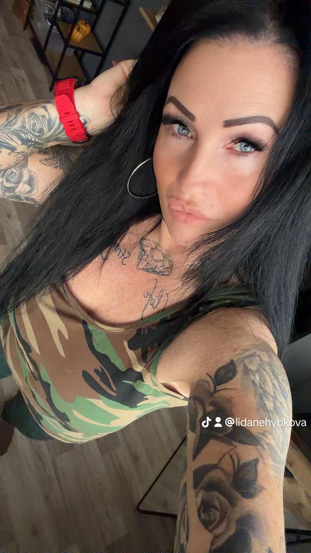 @L&iacute;da