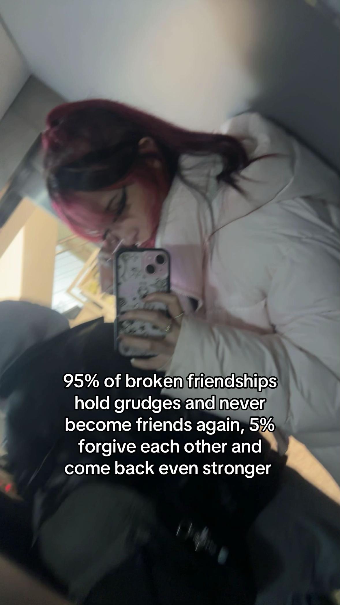@Ellie🤍